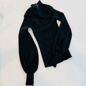 Vintage Tami British Crown Colony Black Ribbed top with Balloon Sleeves